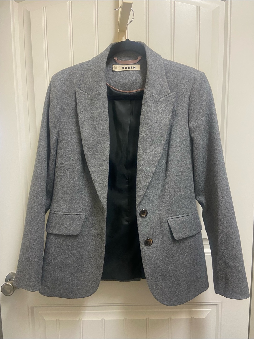Boden Wool Blend Button Front Gray Blazer - Italian Woven Fabric - EUC